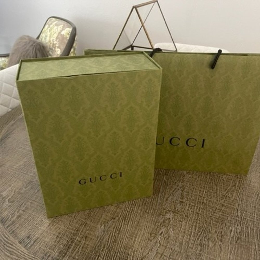 Gucci box and shopping bag (empty) tissue and ribbon
